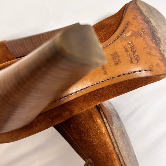 Prada Suede Shoes , Authentic, Size 38 1/2. - Picture 4 of 4